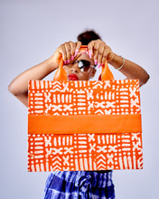 The ADUNNI TOTE